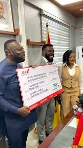 Youth ministry receives GH₵500,000 donation from RNAQ to support anti-drug campaign