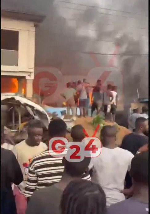 Firefighters Battle Blaze at Bubuashie’s Atiko Junction Firefighters Battle Blaze at Bubuashie’s Atiko Junction